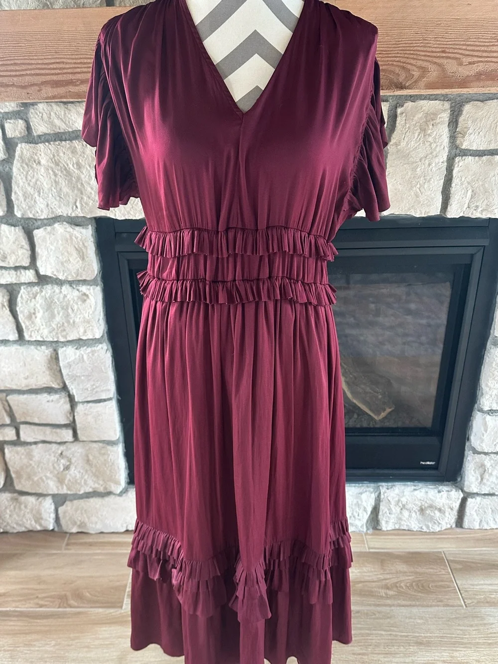 Bohme Maroon Ruffle Willa Midi Dress features a V-neckline and tiered skirt. L - Picture 8 of 12